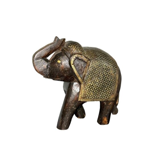 Hand Carved Wooden Elephant Brass Metal blanket Nails for Tusks Brass Metal Eyes - Picture 2 of 11